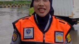 Petugas Dinas Perhubungan Kabupaten Sukabumi .