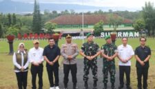 Danrem 061/Suryakancana Brigjen TNI Thomas Rajunio melaksanakan kunjungan kerja ke Kodim 0622.