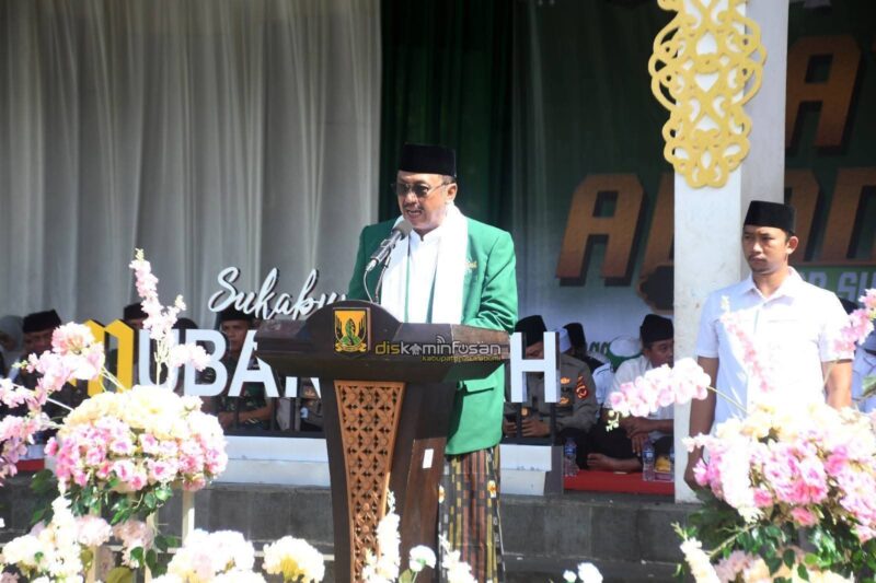 Ribuan warga dan kader Nahdlatul Ulama memadati Alun-alun Palabuhanratu