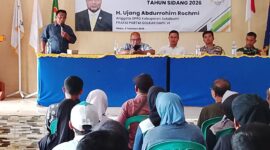 Anggota DPRD Kabupaten Sukabumi dari Fraksi Golkar, H. Ujang Abdurohim Rochmi,