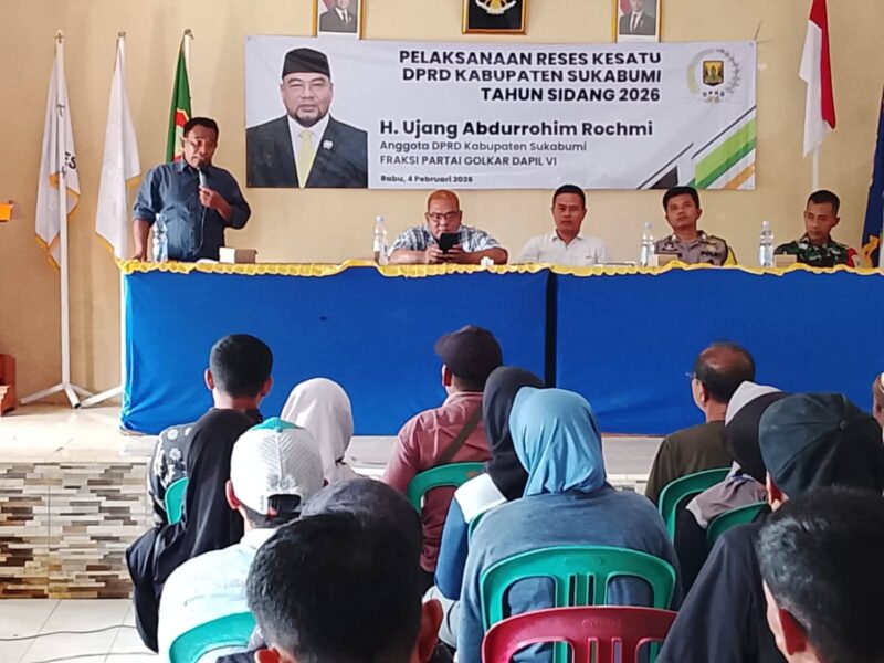 Anggota DPRD Kabupaten Sukabumi dari Fraksi Golkar, H. Ujang Abdurohim Rochmi,