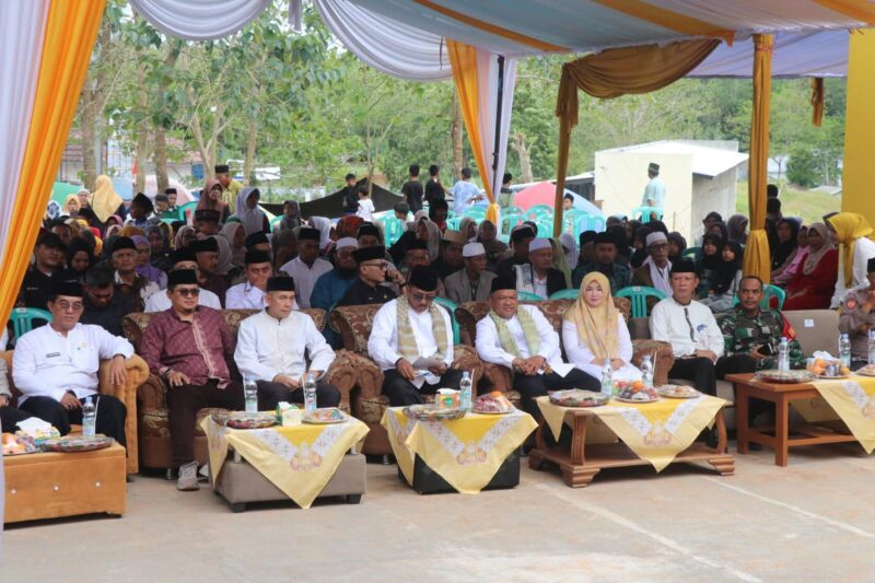 Peresmian Gedung Serbaguna Bale Binangkit di Desa Sagaranten