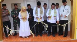 Bupati Sukabumi H. Asep Japar meresmikan Gedung Serbaguna