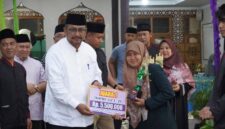 Warga Perumahan Mangkalaya Residence