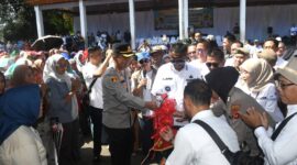 Gerakan Pangan Murah yang digelar di Alun-alun Palabuhanratu