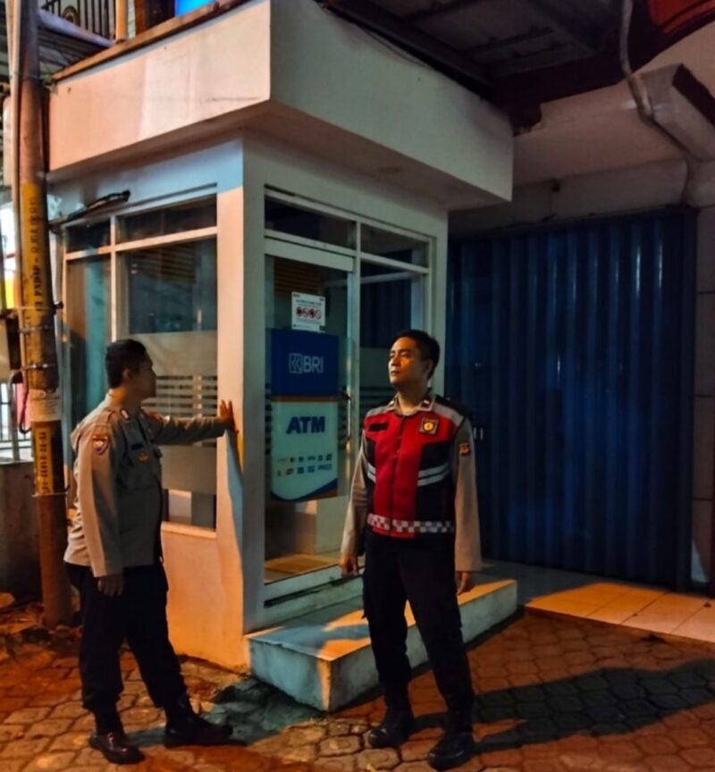 Patroli malam terus digencarkan jajaran Polsek Paseh Polresta Bandung