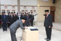 Kepala Dinas Perikanan Sripadmoko menghadiri pelantikan 93 ASN