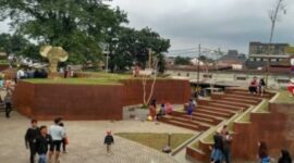 Alun-Alun Cicendo yang dikenal dengan konsep “Steel Plaza”