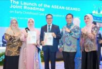 Bupati Bandung Dadang Supriatna bersama Bunda PAUD Kabupaten Bandung