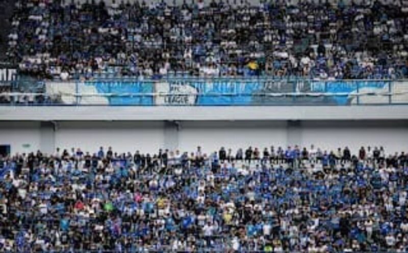 Pemkot Bandung mengajak seluruh bobotoh.
