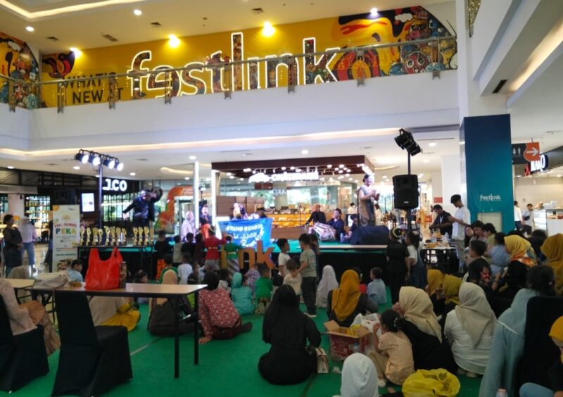 Perjuangan Ibu Ratna membuktikan bahwa kepedulian bisa melahirkan perubahan nyata. 