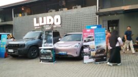 Kenaikan harga BBM mendorong warga Bandung beralih ke mobil listrik
