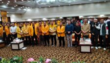 Wakil Gubernur Jawa Barat Erwan Setiawan menghadiri pembukaan Musda IV Hanura Jabar di Bandung,