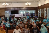 Suasana haru menyelimuti kegiatan penyerahan bantuan