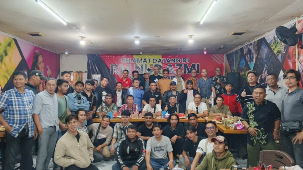 Hangatnya kebersamaan terasa dalam Musyawarah IKWAL
