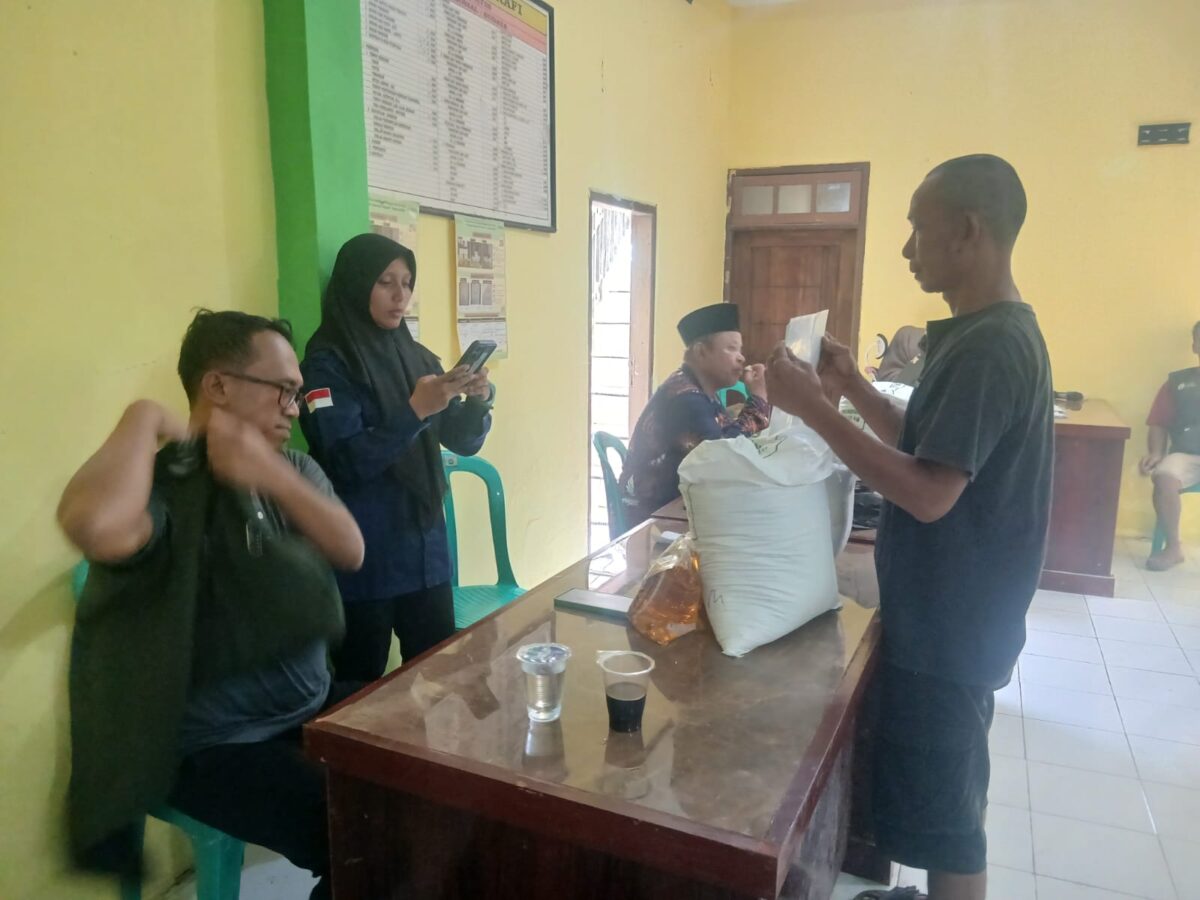 Pemerintah Desa Sanggrawayan, Kecamatan Simpenan