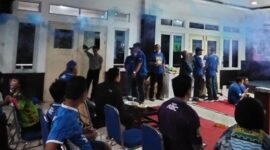 PMI Kota Bandung menggelar nonton bareng laga Persib Bandung melawan Persijap Jepara