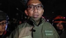 Kebakaran melanda Pasar Ciroyom