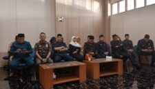 Kasubag Umpeg Dinas Pemadam Kebakaran Kabupaten Sukabumi menghadiri Rapat Paripurna DPRD