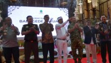 Suasana hangat dan penuh kebersamaan