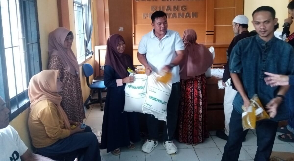 Pemerintah Desa Gandasoli, Kecamatan Cikakak,