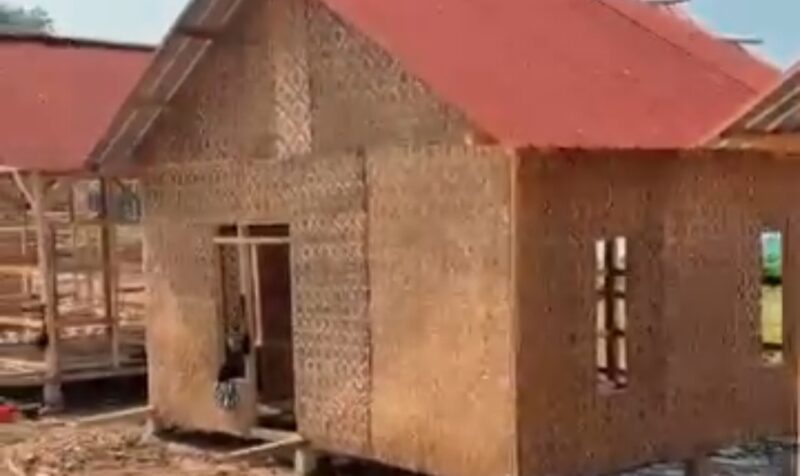 Pembangunan rumah relokasi bagi warga terdampak bencana