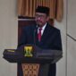 Bupati Sukabumi H Asep Japar mengukuhkan Sekretaris Daerah Kabupaten Sukabumi H Ade Suryaman