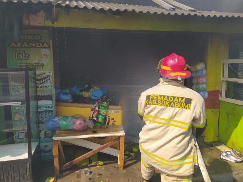 Respons cepat kembali ditunjukkan Dinas Pemadam Kebakaran
