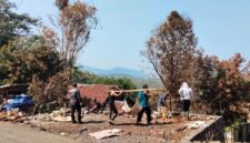 Di tengah duka akibat kebakaran maut yang merenggut nyawa