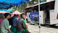 Satlantas Polrestabes Bandung kembali menghadirkan layanan SIM Keliling.