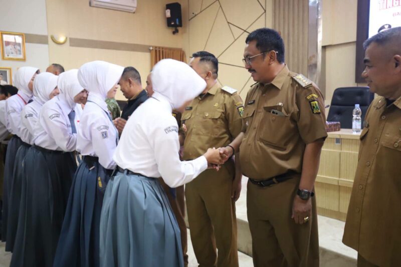 Bupati Sukabumi H. Asep Japar
