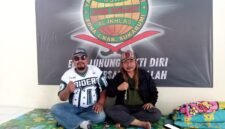 Pererat komunikasi