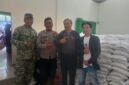 Sinergitas TNI-Polri kembali terlihat dalam penyaluran bantuan pangan beras 10 kilogram