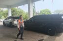 Petugas Dinas Perhubungan Kabupaten Sukabumi.
