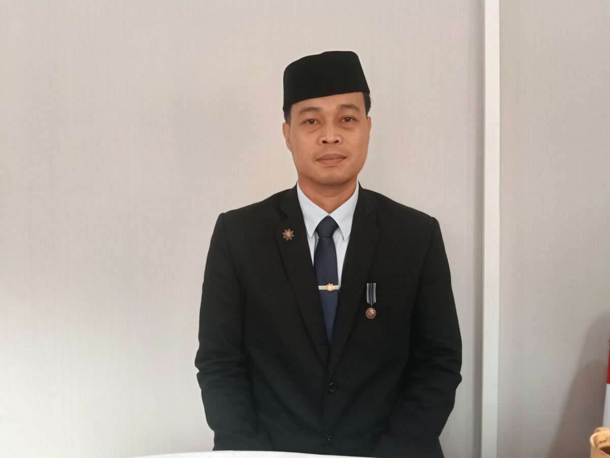 Kepala BKPSDM Kabupaten Sukabumi.