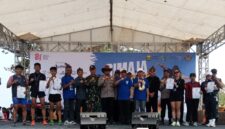 Semarak HUT ke-81 Kemerdekaan RI hadir di Pantai Cimaja.