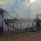 DPKP Kerahkan Dua Armada, Kandang Ayam Dua Lantai di Waluran Terbakar