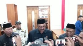 Bupati Sukabumi H. Asep Japar.