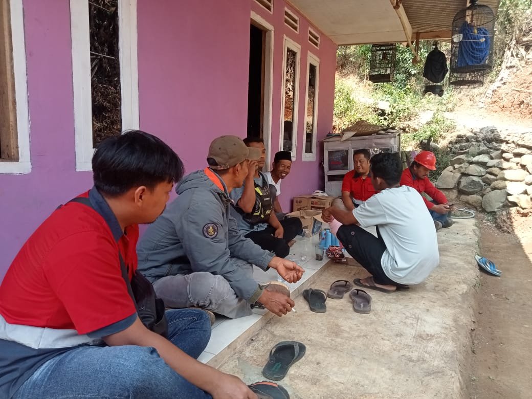 Kebakaran menghanguskan rumah warga di Kampung Cijambe, Desa Nangerang, Kecamatan Jampangtengah,