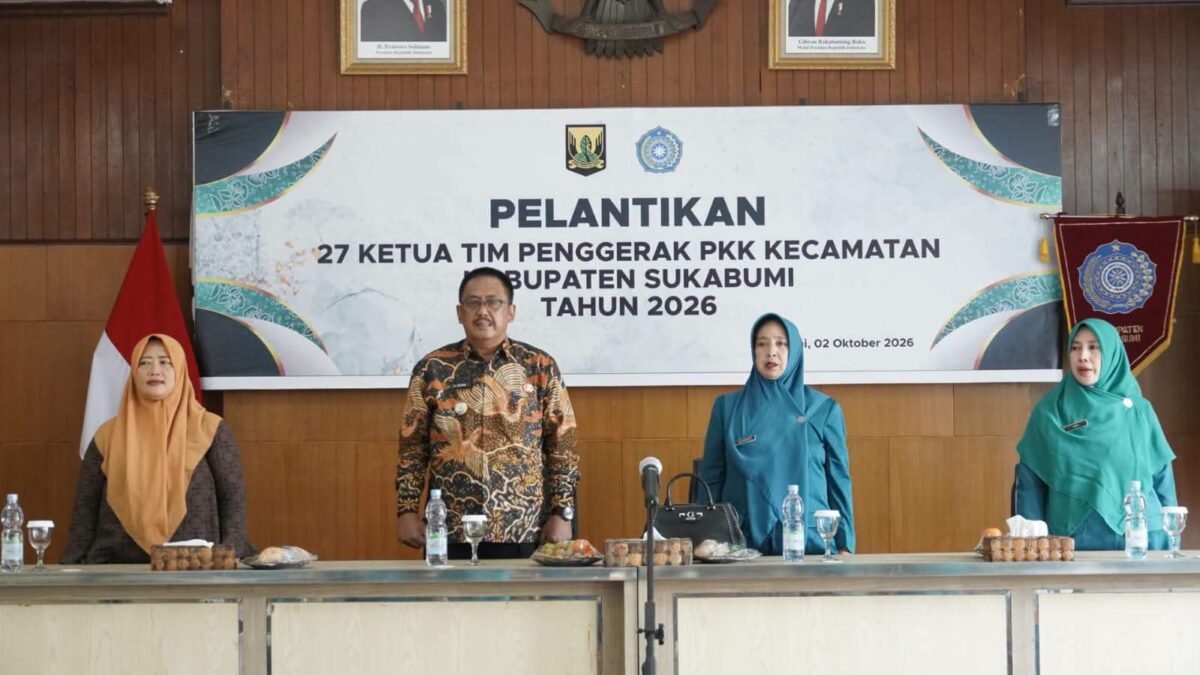 Ketua TP PKK Kabupaten Sukabumi Hj Rina Rosmaniar