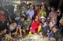 Satu ekor buaya sepanjang sekitar 3 meter dengan berat diperkirakan 70 kilogram