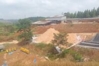 Konflik kerja sama pengolahan emas di Desa Waluran.