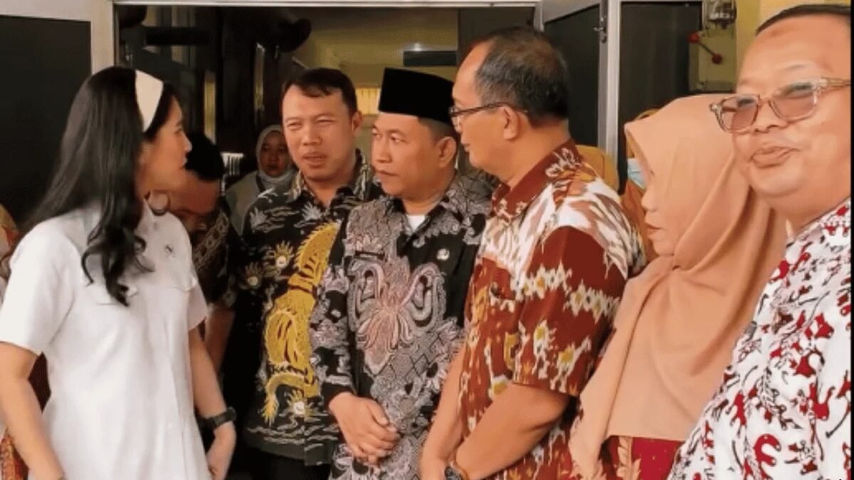DPPKB Kabupaten Sukabumi
Tag: