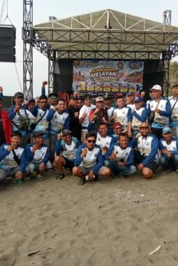 410 Pemancing Padati Lomba Mancing Badong, Syukuran Hari Nelayan Sangrawayan ke-4 Meriah