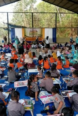 Gebyar Hari Santri Nasional 2026 di Cikakak, Ratusan Peserta Ikuti Berbagai Perlombaan