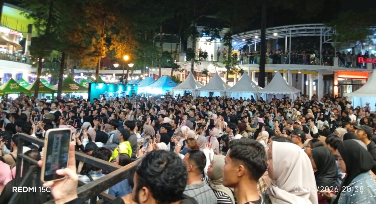 Akhir pekan di Kota Bandung semakin semarak dengan hadirnya Departunes