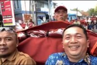 Ketua PGRI dan Kepala Dinas Pendidikan Kabupaten Sukabumi,