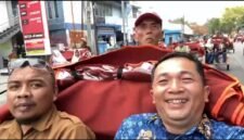 Ketua PGRI dan Kepala Dinas Pendidikan Kabupaten Sukabumi,
